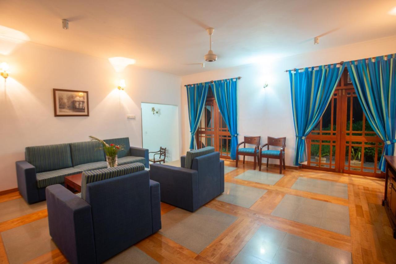 The Kandyan Villa ภายนอก รูปภาพ