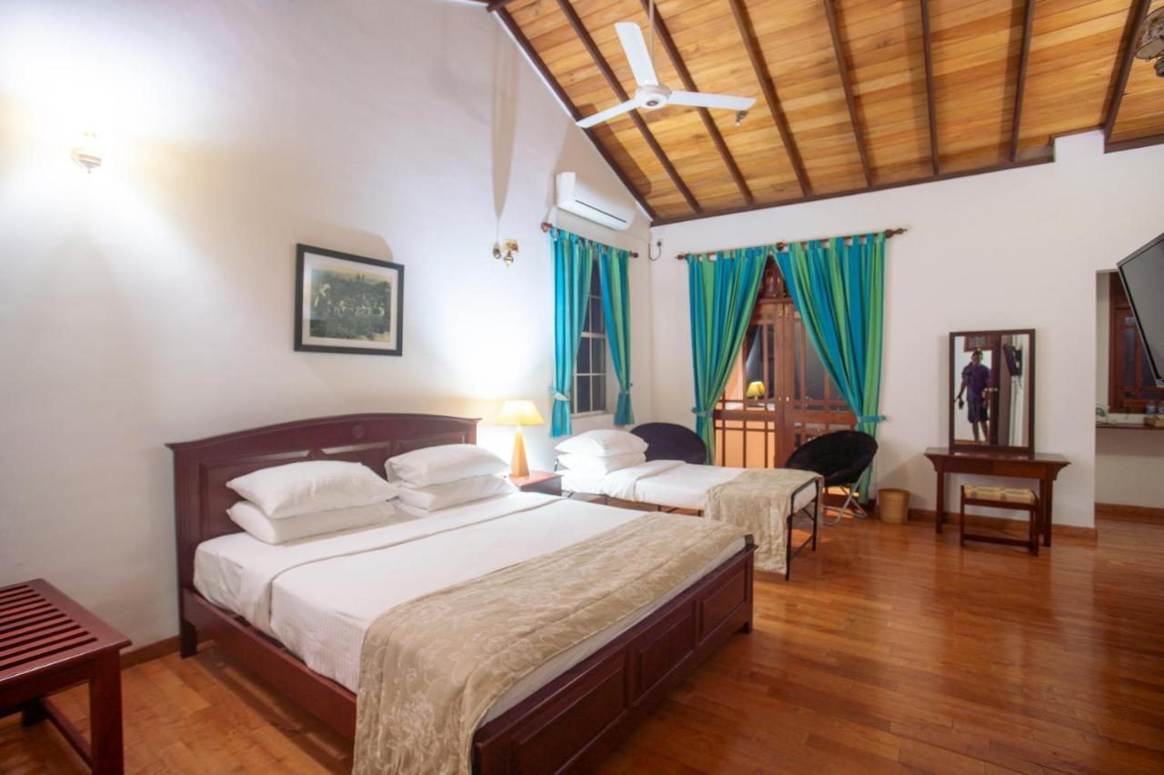 The Kandyan Villa ภายนอก รูปภาพ